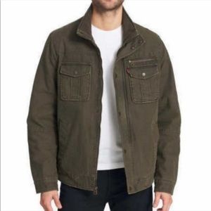 Levi’s Men’s Military Utility Trucker Jacket, Green Quilted Size Large